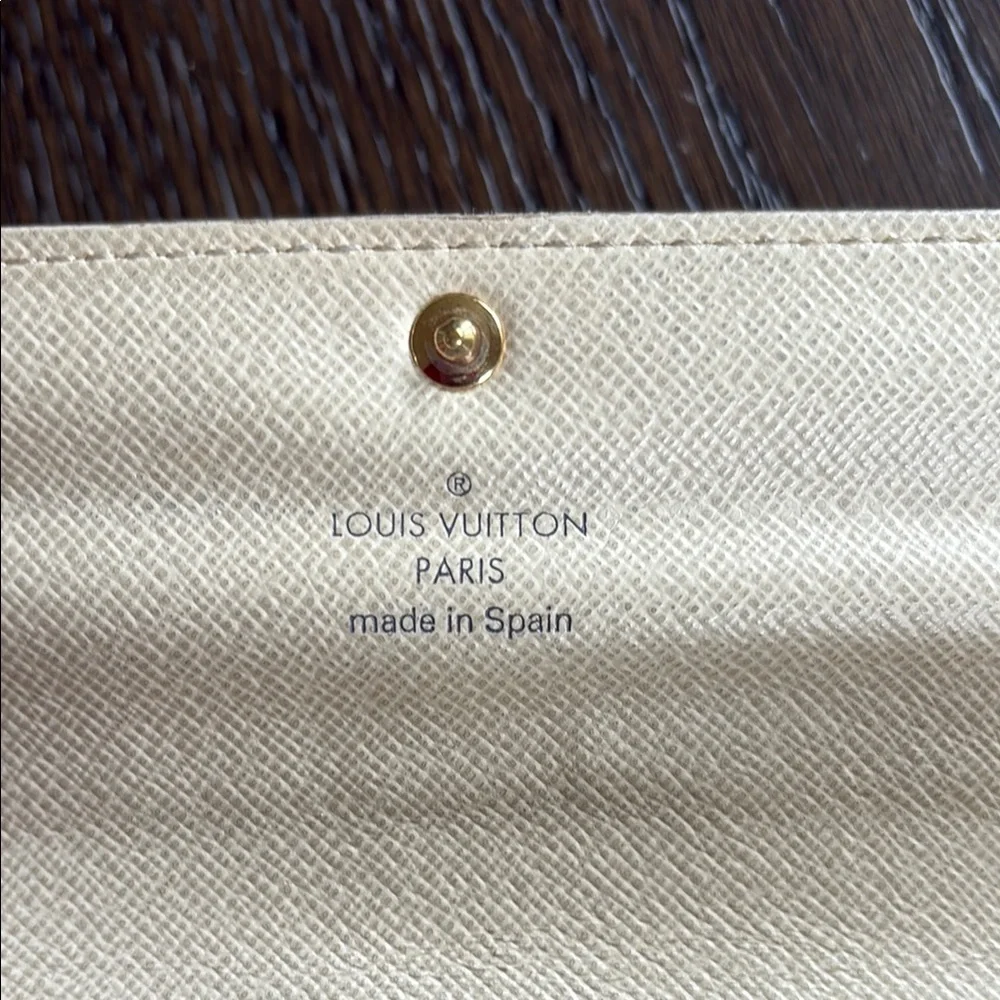 LV Damier Wallet with COA - Picture 3 of 7